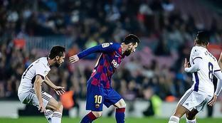 以其出色的 以其出色的